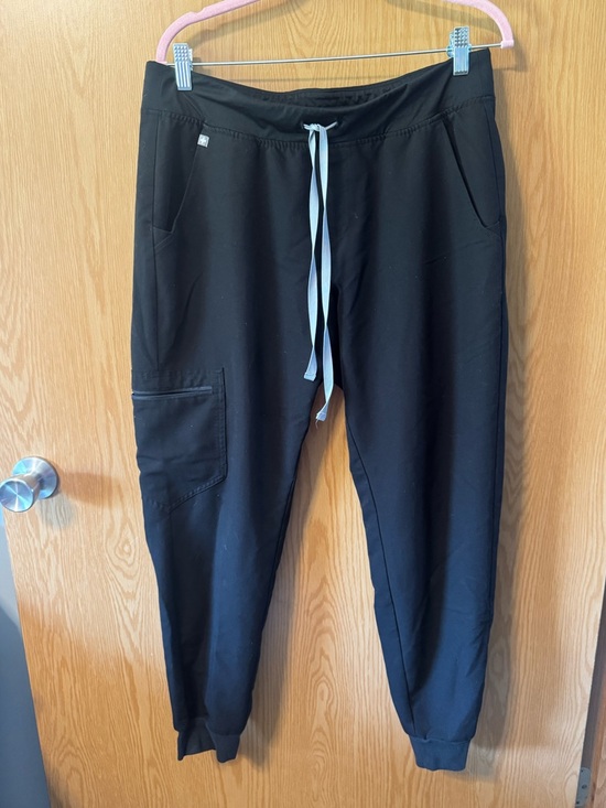 Figs Pants - Figs women’s Black high waisted Zamora Jogger Pants